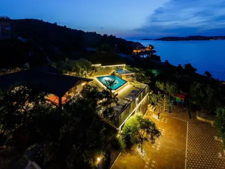 Villa 18 pers. avec piscine et ponton privé à Ražanj : photo 13