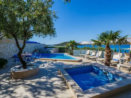 Villa 18 pers. avec piscine et ponton privé à Ražanj : photo 30