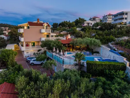 Villa 18 pers. avec piscine et ponton privé à Ražanj : photo 33