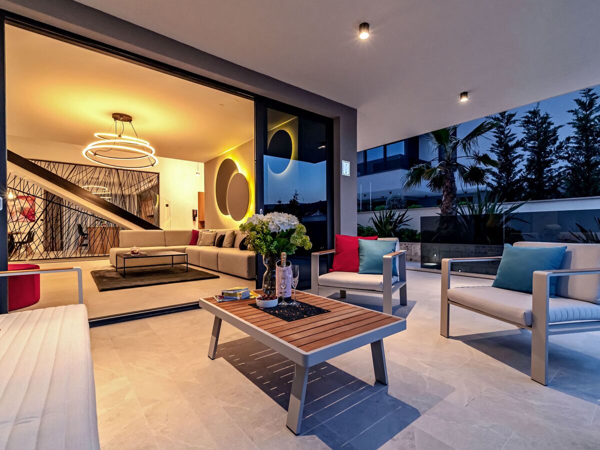 Villa Lucy Cherry – Maison 8 pers. avec piscine intérieure - Photo 17