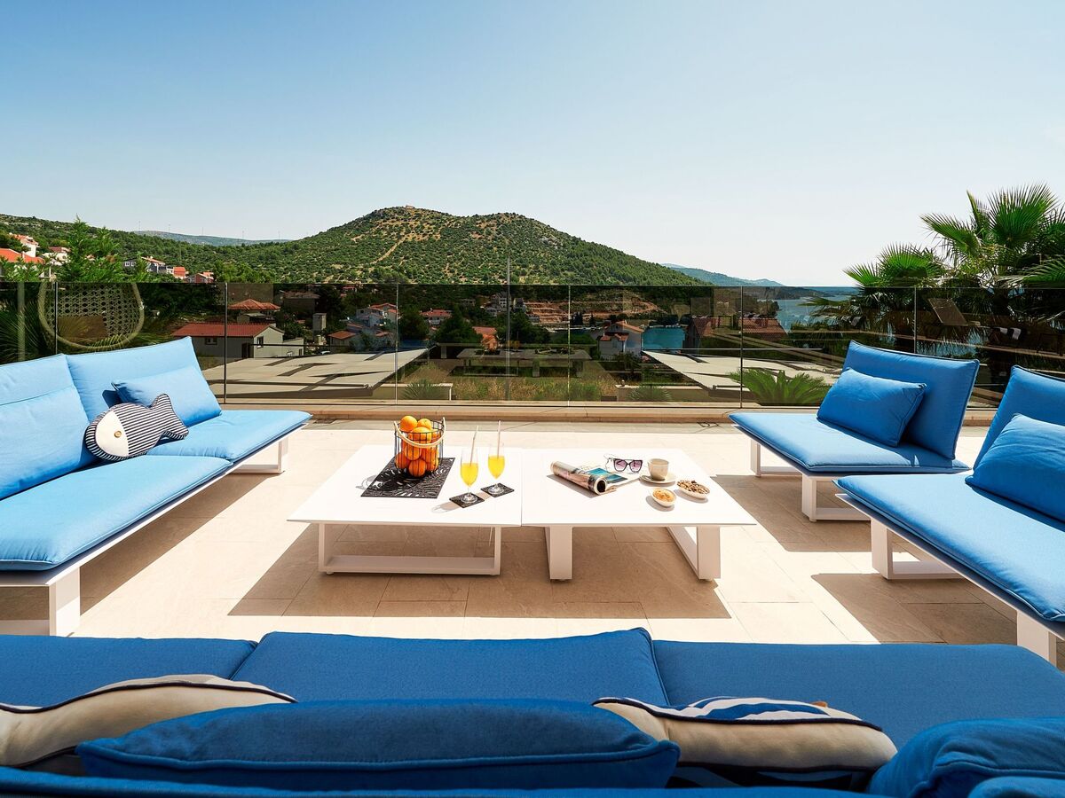 Villa Lucy Plum, maison 4 chambres avec piscine infinity - Photo 12