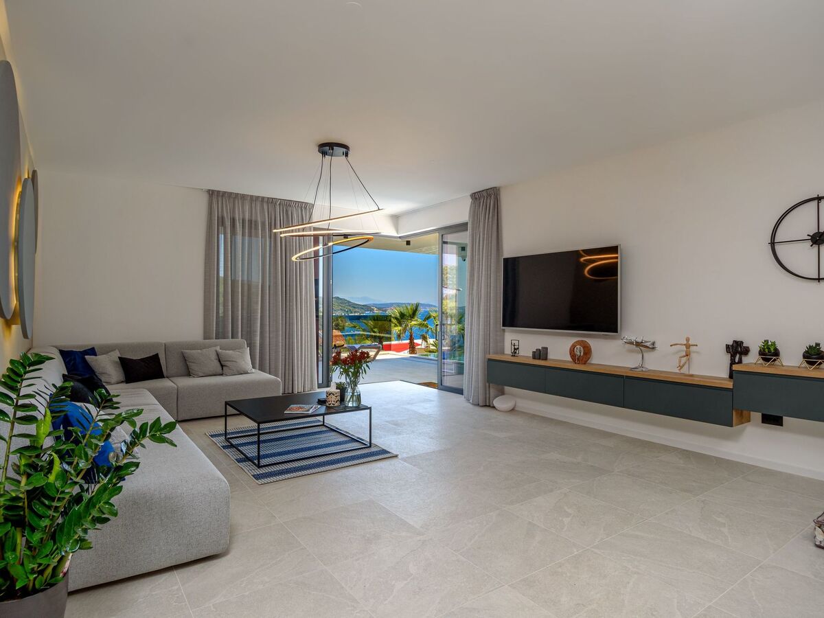 Villa Lucy Plum, maison 4 chambres avec piscine infinity - Photo 17