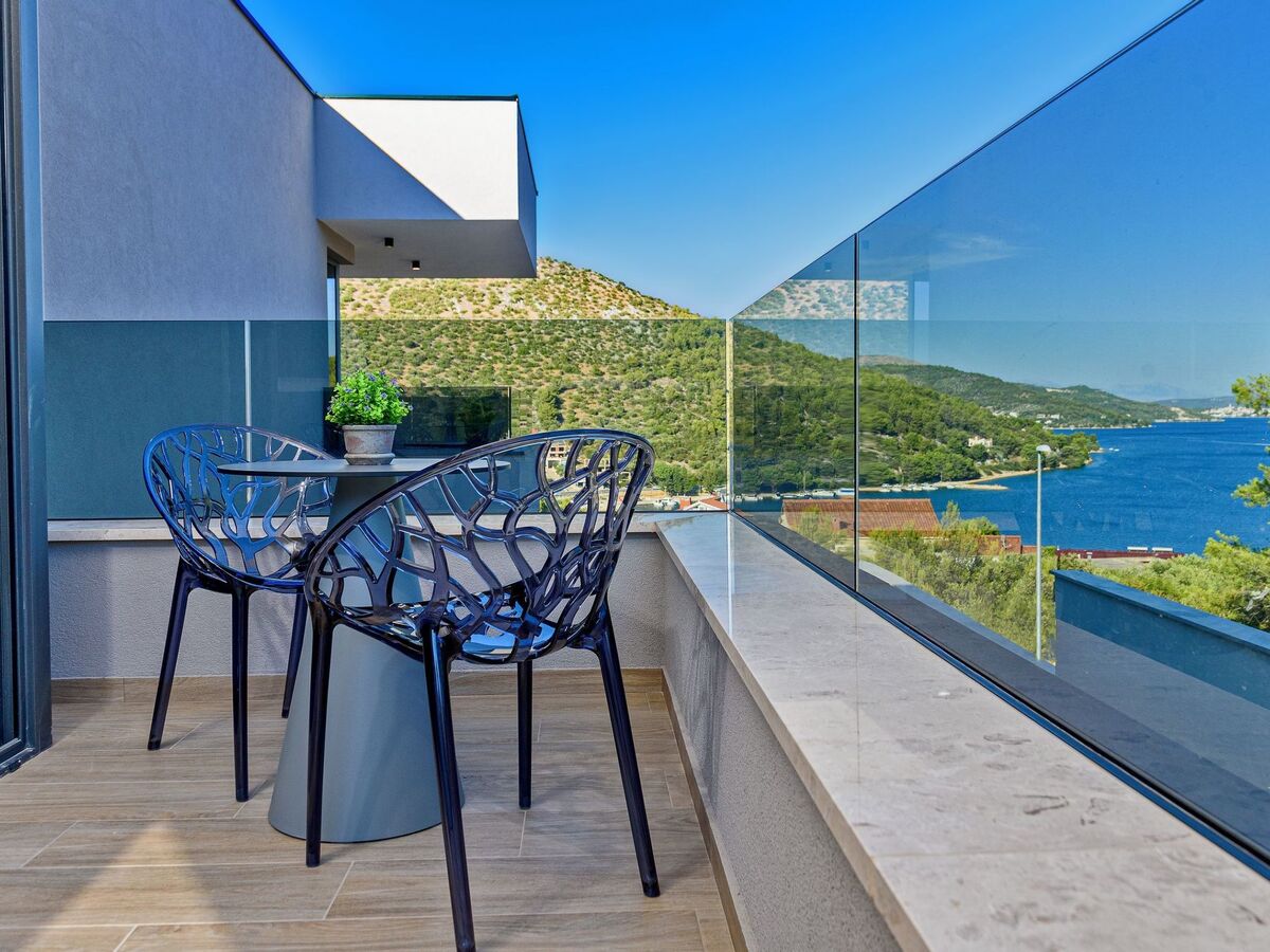 Villa Lucy Plum, maison 4 chambres avec piscine infinity - Photo 38
