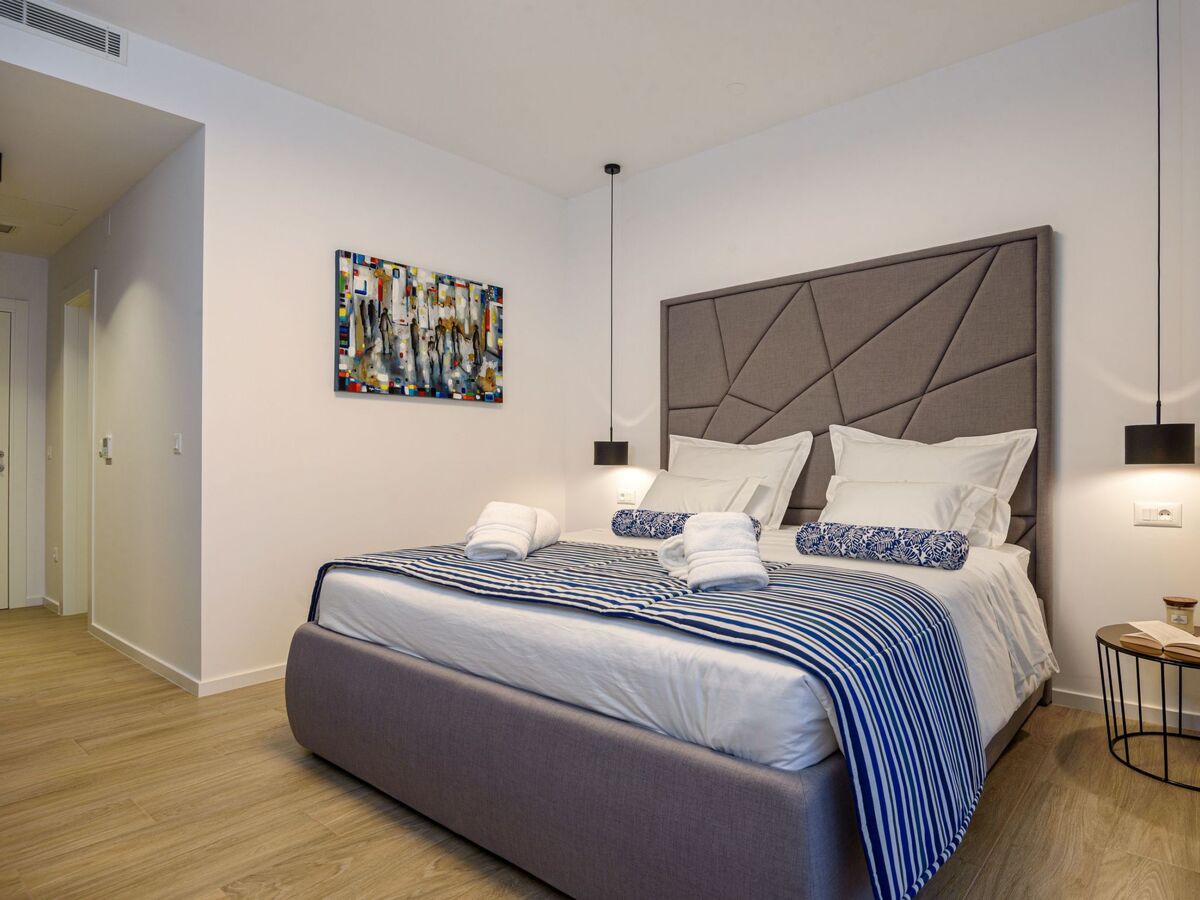 Villa Lucy Plum, maison 4 chambres avec piscine infinity - Photo 49