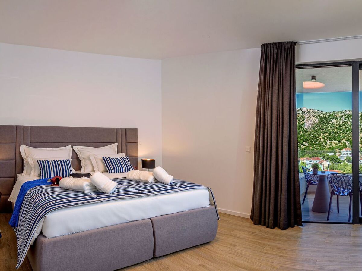 Villa Lucy Plum, maison 4 chambres avec piscine infinity - Photo 51