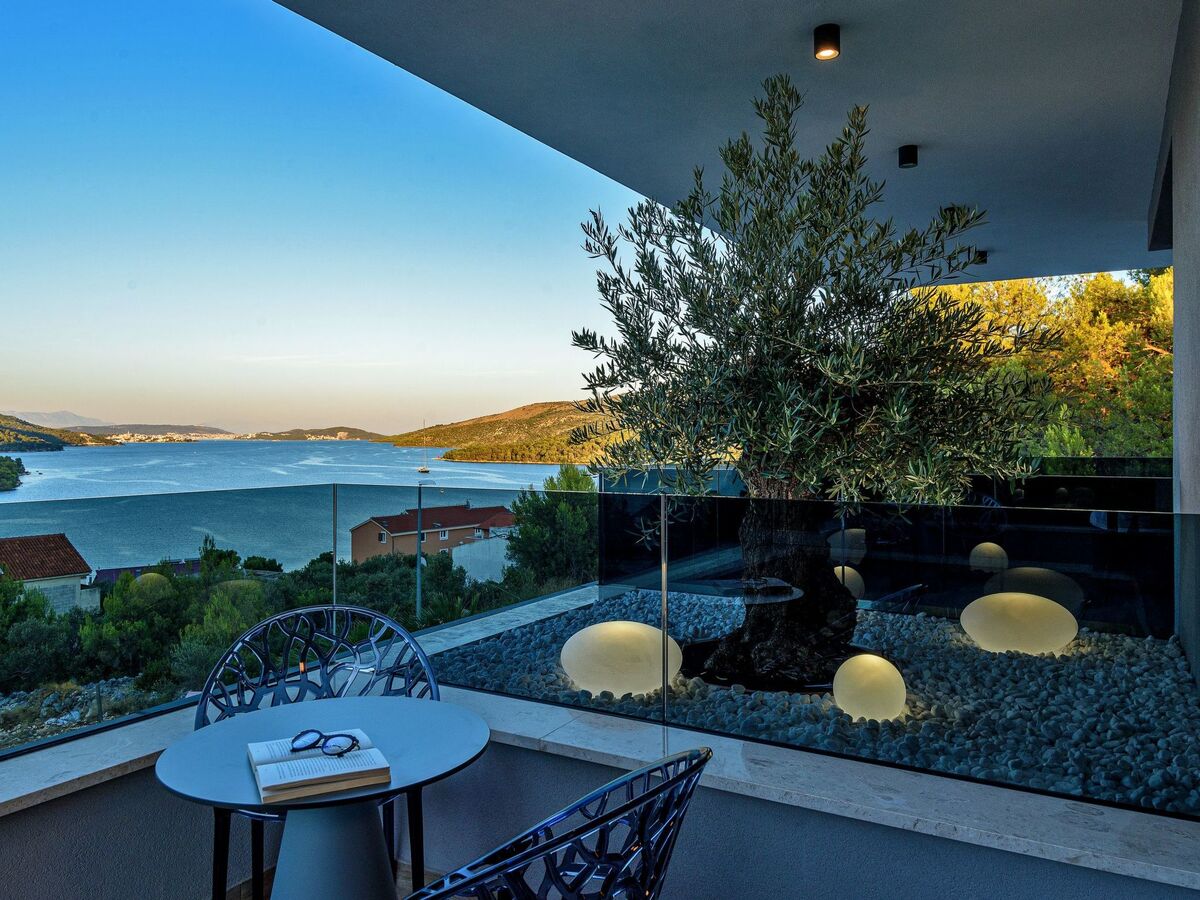 Villa Lucy Plum, maison 4 chambres avec piscine infinity - Photo 53