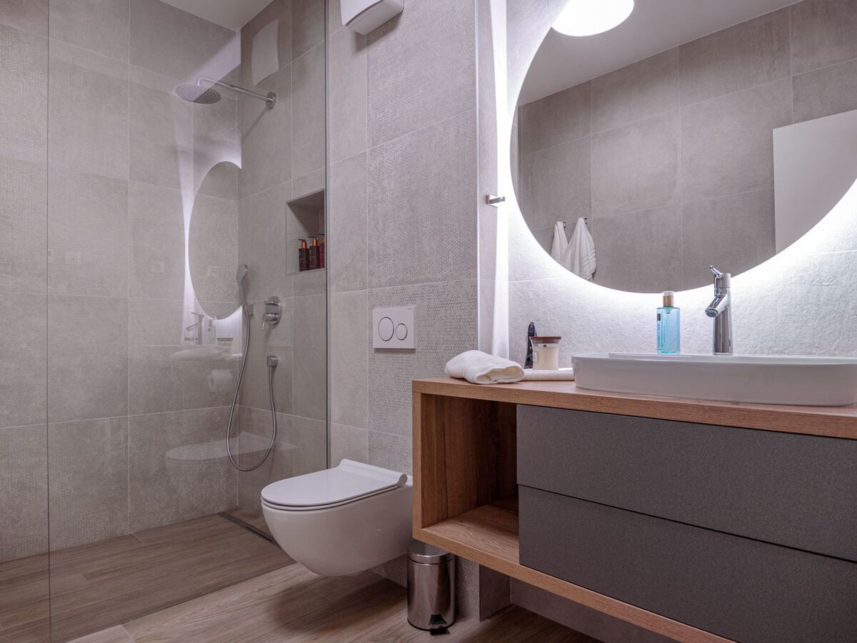 Villa Lucy Plum, maison 4 chambres avec piscine infinity - Photo 57