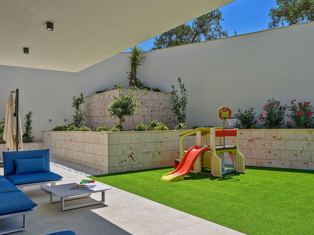 Villa Lucy Plum, maison 4 chambres avec piscine infinity - Photo 69