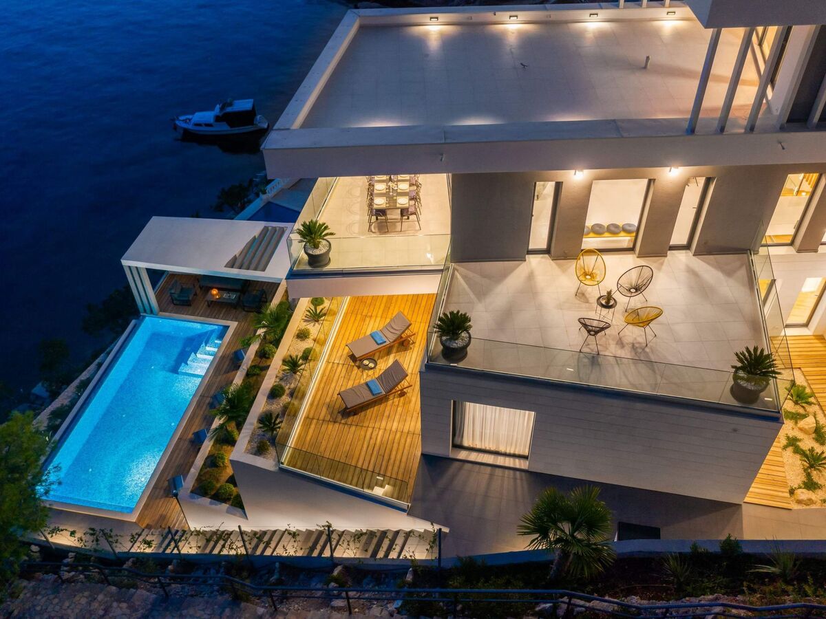 Villa Extravaganza à Vinišće, piscine infinie face à la mer - Photo 2