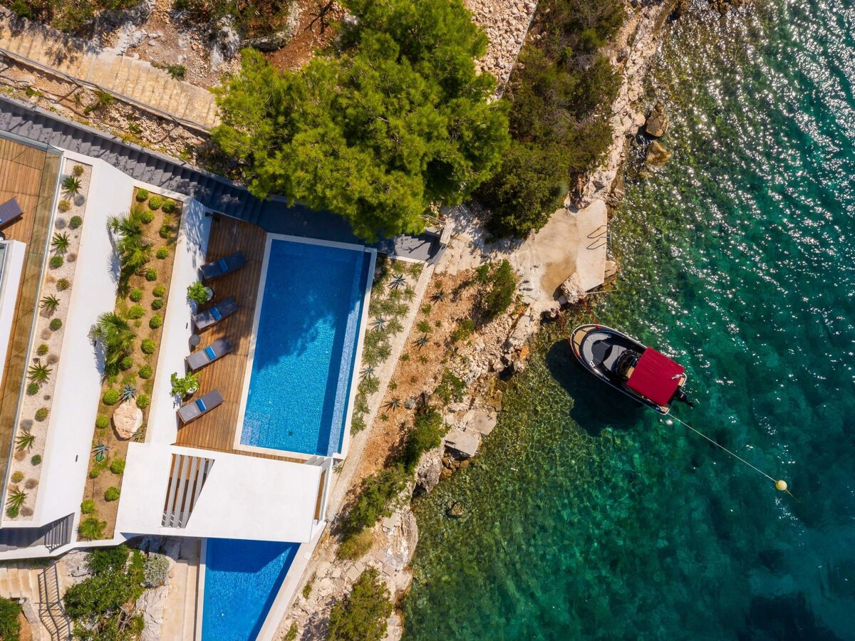 Villa Extravaganza à Vinišće, piscine infinie face à la mer - Photo 9