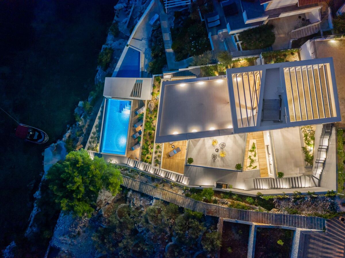 Villa Extravaganza à Vinišće, piscine infinie face à la mer - Photo 50