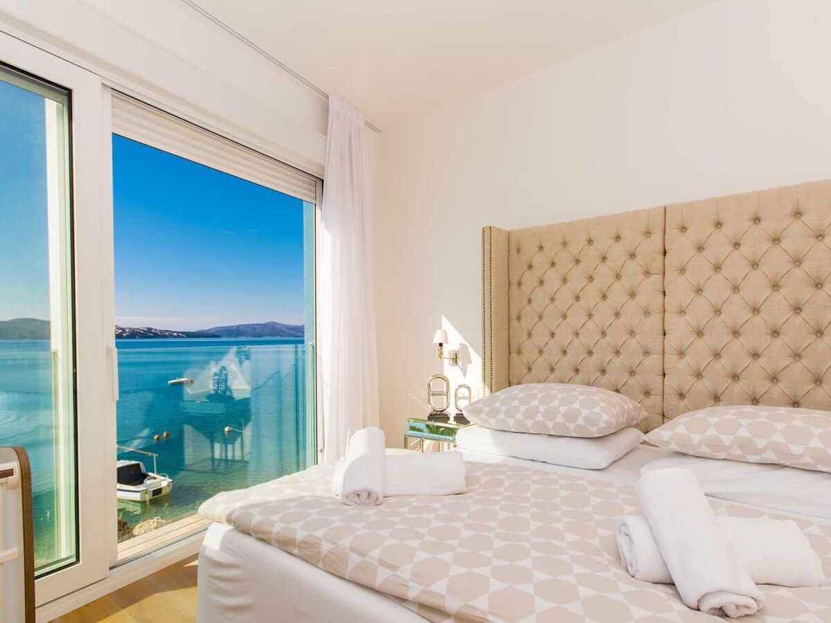 Villa Luna Azzurra, maison 10 pers. face à la mer à Trogir - Photo 10