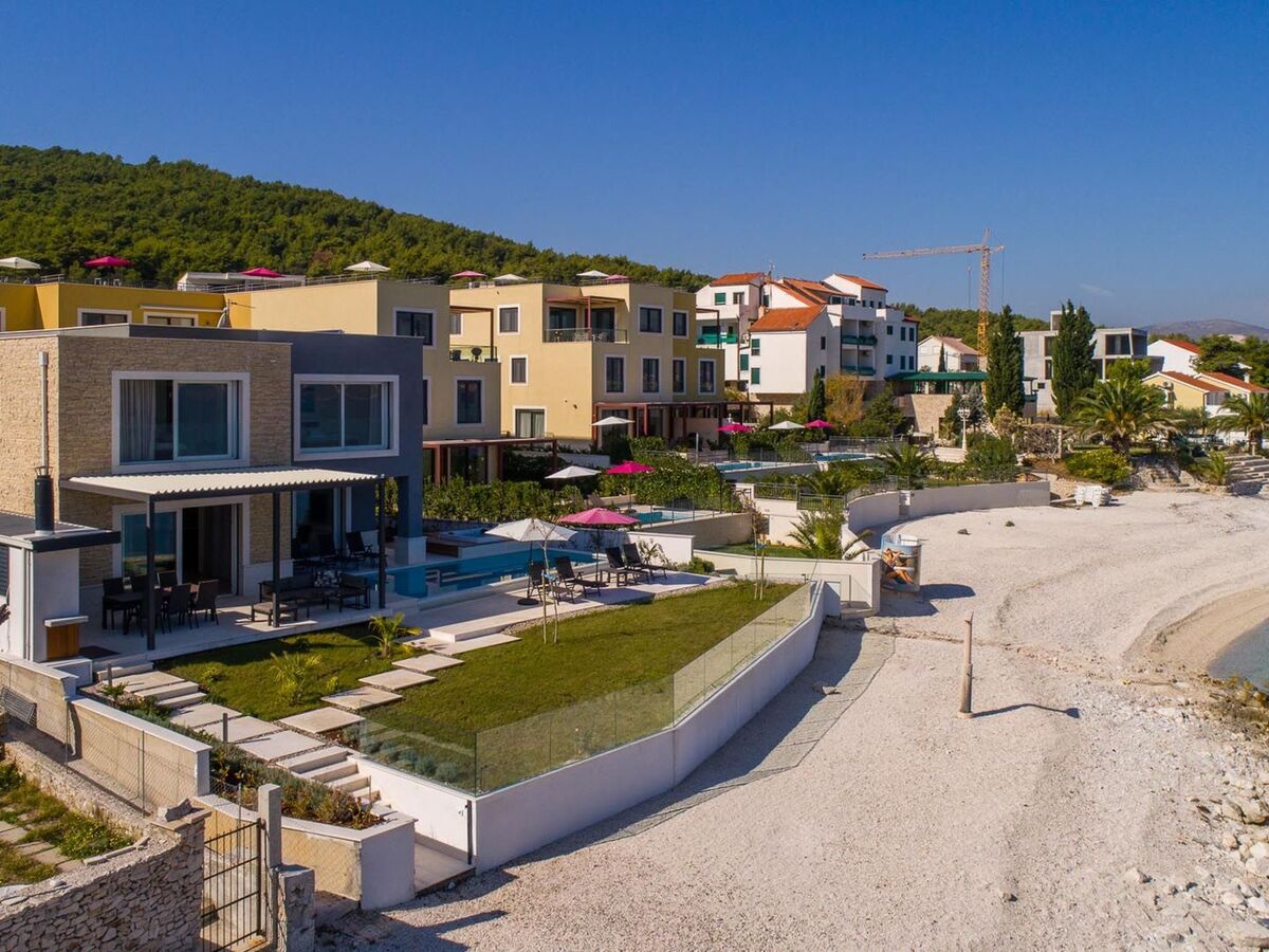 Villa Golden A : 6 chambres face à la mer à Trogir - Photo 2