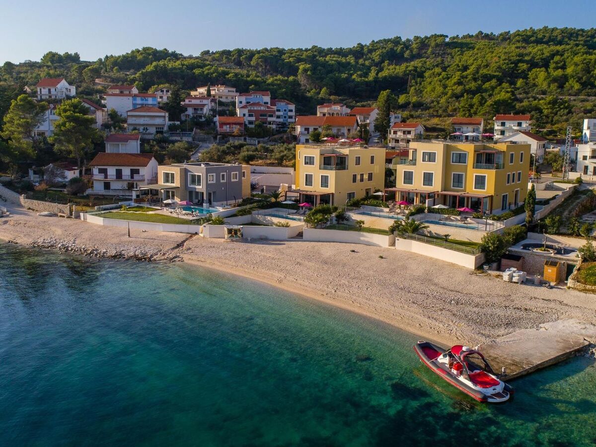 Villa Golden A : 6 chambres face à la mer à Trogir - Photo 5