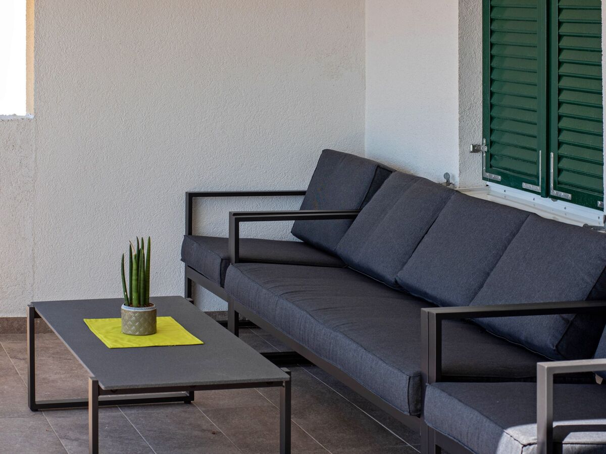 Maison avec vue sur mer à Okrug Donji - Photo 5