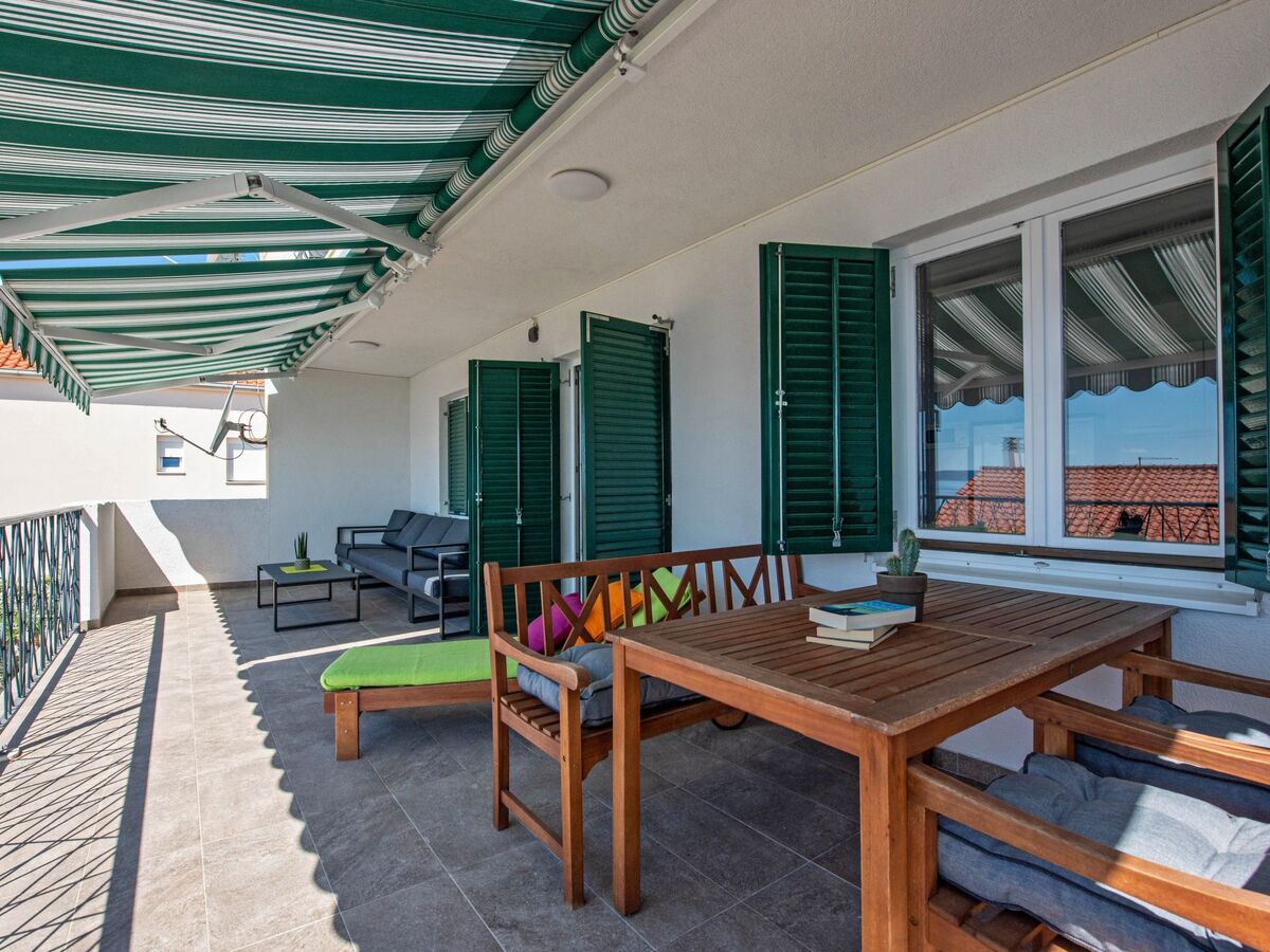 Maison avec vue sur mer à Okrug Donji - Photo 12