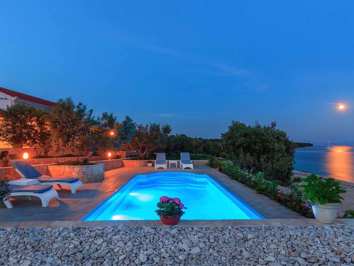 Villa Serenity, 4 chambres avec piscine à 20 m de la mer - Photo 20