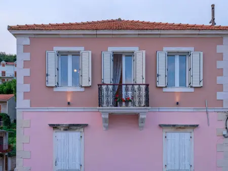 Villa Radovani, maison waterfront avec piscine à Jelsa : photo 6