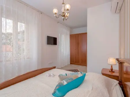 Villa Radovani, maison waterfront avec piscine à Jelsa : photo 8