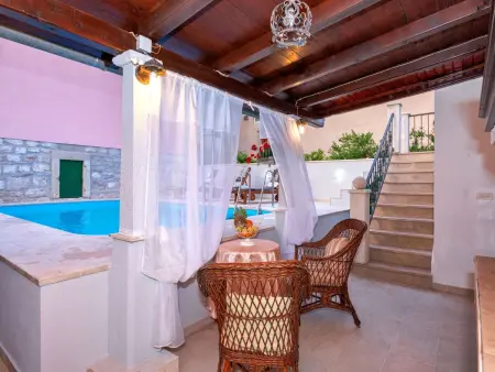 Villa Radovani, maison waterfront avec piscine à Jelsa : photo 16