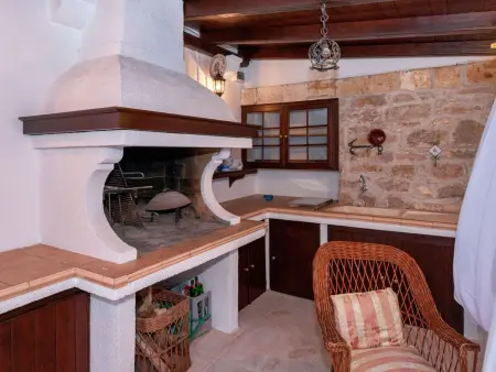 Villa Radovani, maison waterfront avec piscine à Jelsa : photo 17