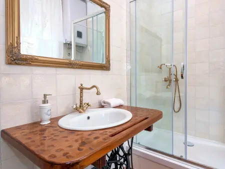 Villa Radovani, maison waterfront avec piscine à Jelsa : photo 24