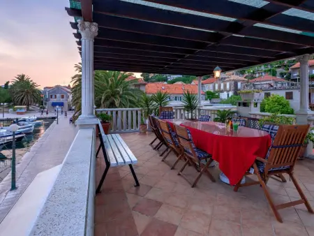 Villa Radovani, maison waterfront avec piscine à Jelsa : photo 38