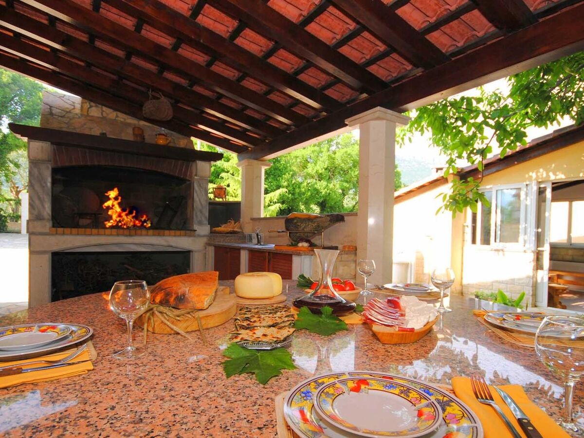 Villa Green Oasis à Kaštel Novi : 10 personnes, piscine & jardin 4000 m² - Photo 17