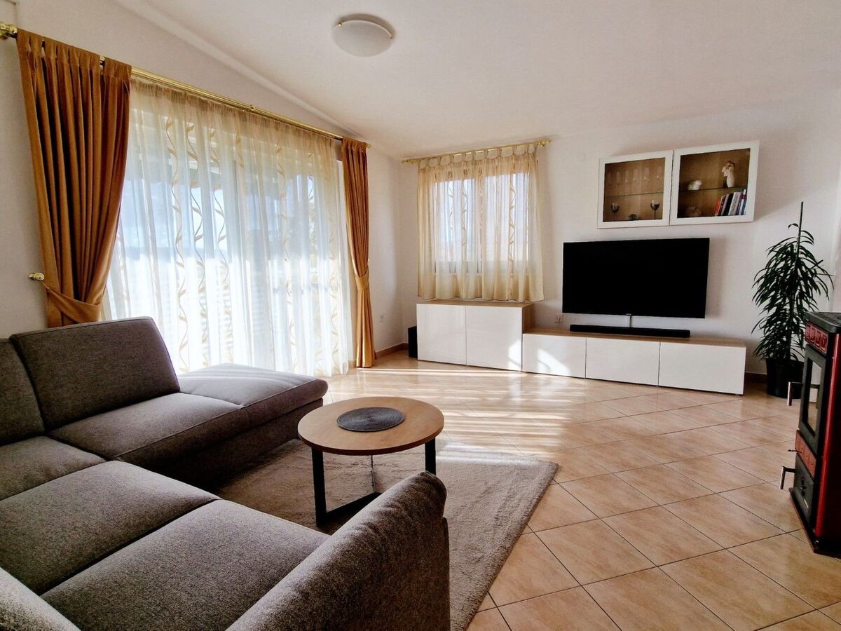 Maison 6 chambres avec terrasse 30m² à Kaštel Lukšić - Photo 3
