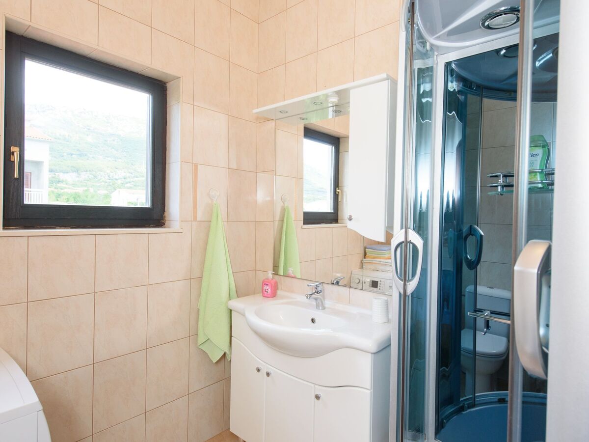Maison 6 chambres avec terrasse 30m² à Kaštel Lukšić - Photo 8