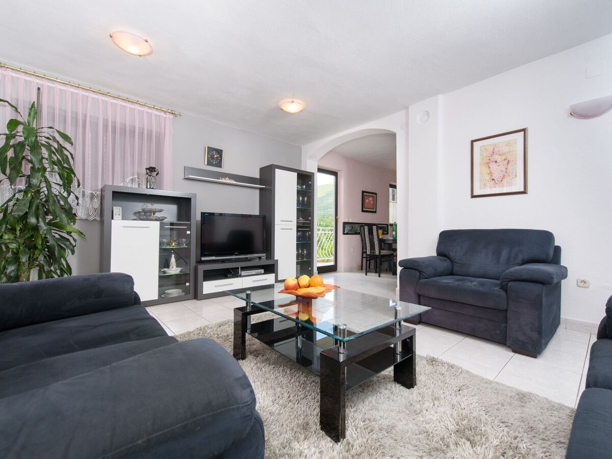 Maison 6 chambres avec terrasse 30m² à Kaštel Lukšić - Photo 9