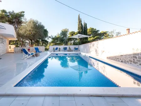 Villa Lidia à Splitska : maison 5 chambres, piscine privée : photo 12