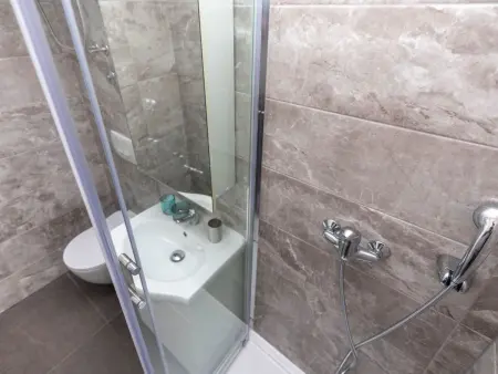Villa Lidia à Splitska : maison 5 chambres, piscine privée : photo 26