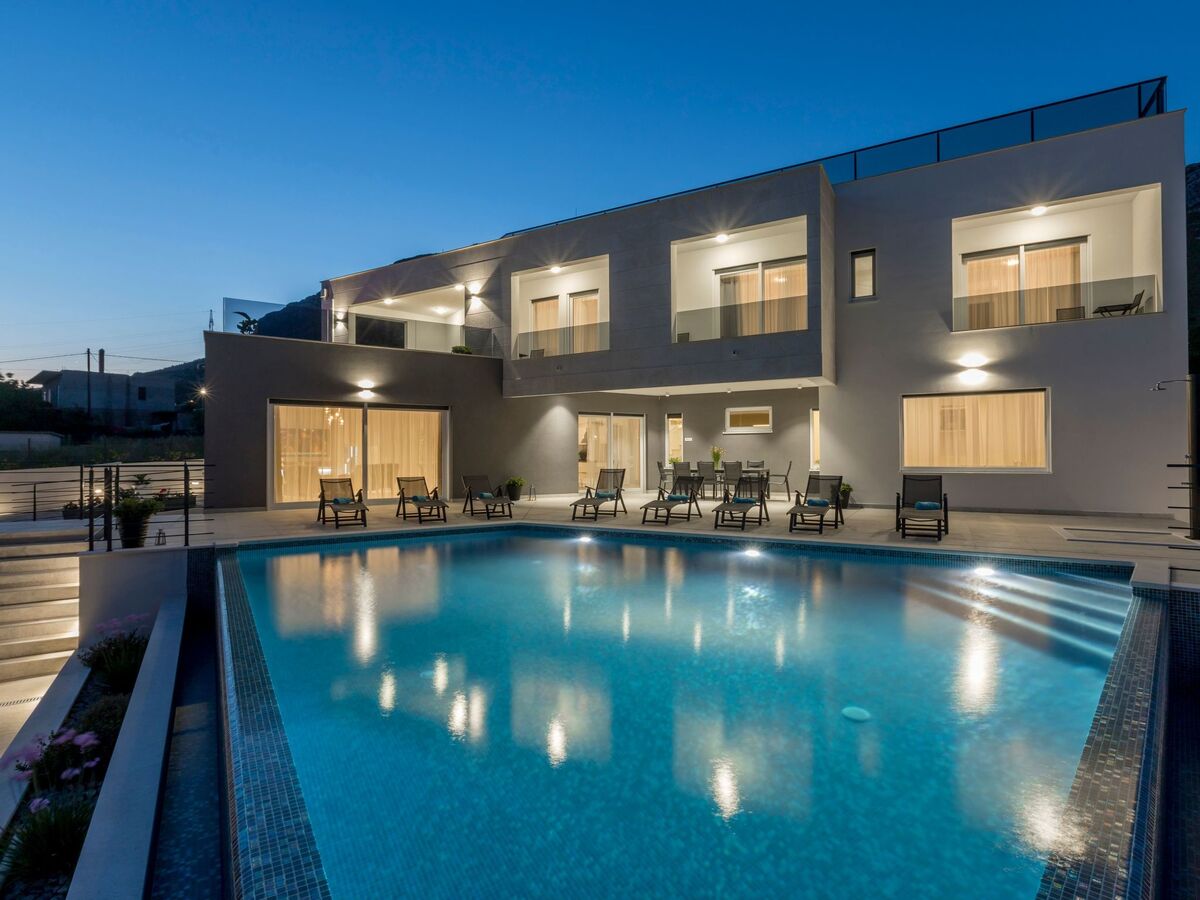 Villa Meri - Maison 1100 m² piscine chauffée Kaštel Sućurac - Photo 6