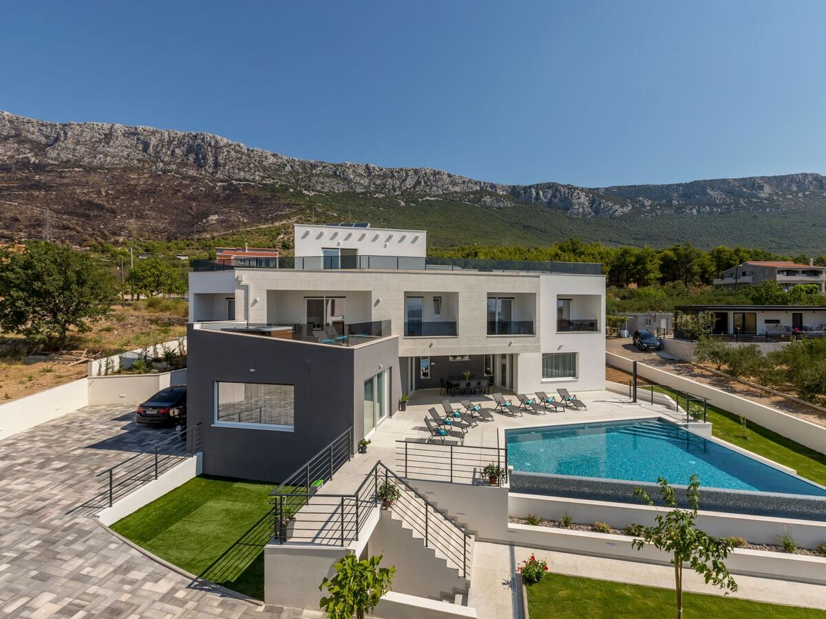 Villa Meri - Maison 1100 m² piscine chauffée Kaštel Sućurac - Photo 11