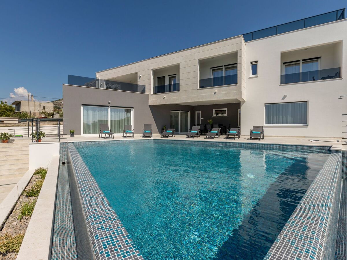 Villa Meri - Maison 1100 m² piscine chauffée Kaštel Sućurac - Photo 15