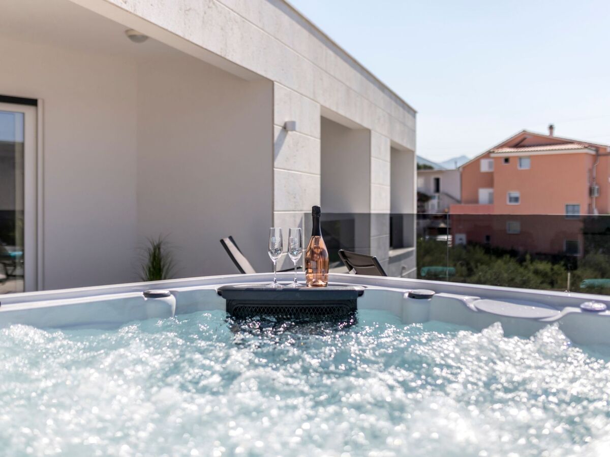 Villa Meri - Maison 1100 m² piscine chauffée Kaštel Sućurac - Photo 22