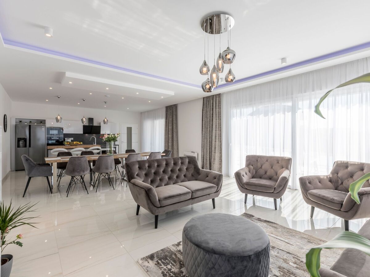 Villa Meri - Maison 1100 m² piscine chauffée Kaštel Sućurac - Photo 27