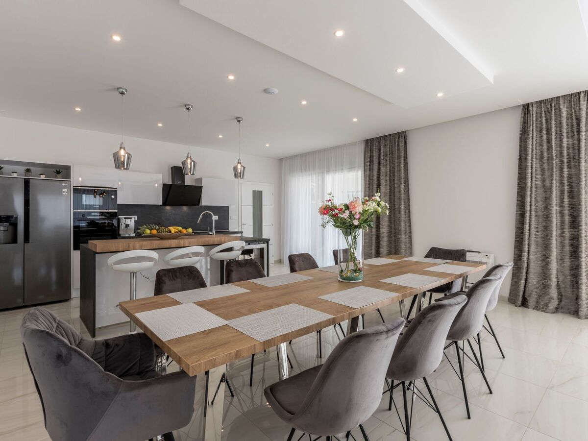 Villa Meri - Maison 1100 m² piscine chauffée Kaštel Sućurac - Photo 29