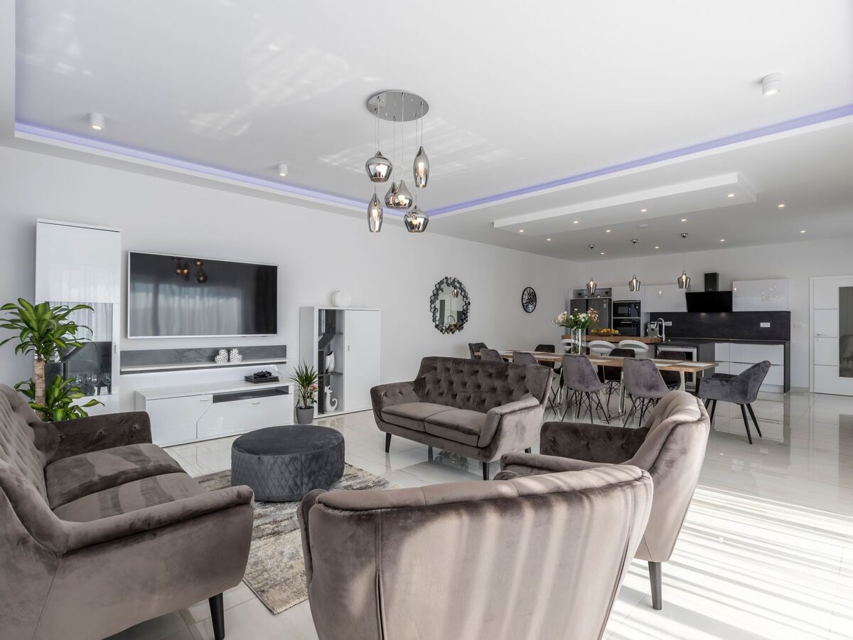 Villa Meri - Maison 1100 m² piscine chauffée Kaštel Sućurac - Photo 32