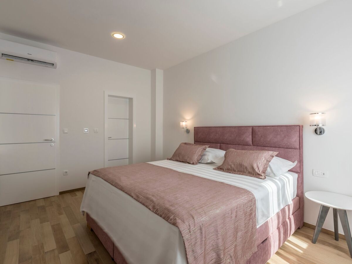 Villa Meri - Maison 1100 m² piscine chauffée Kaštel Sućurac - Photo 47