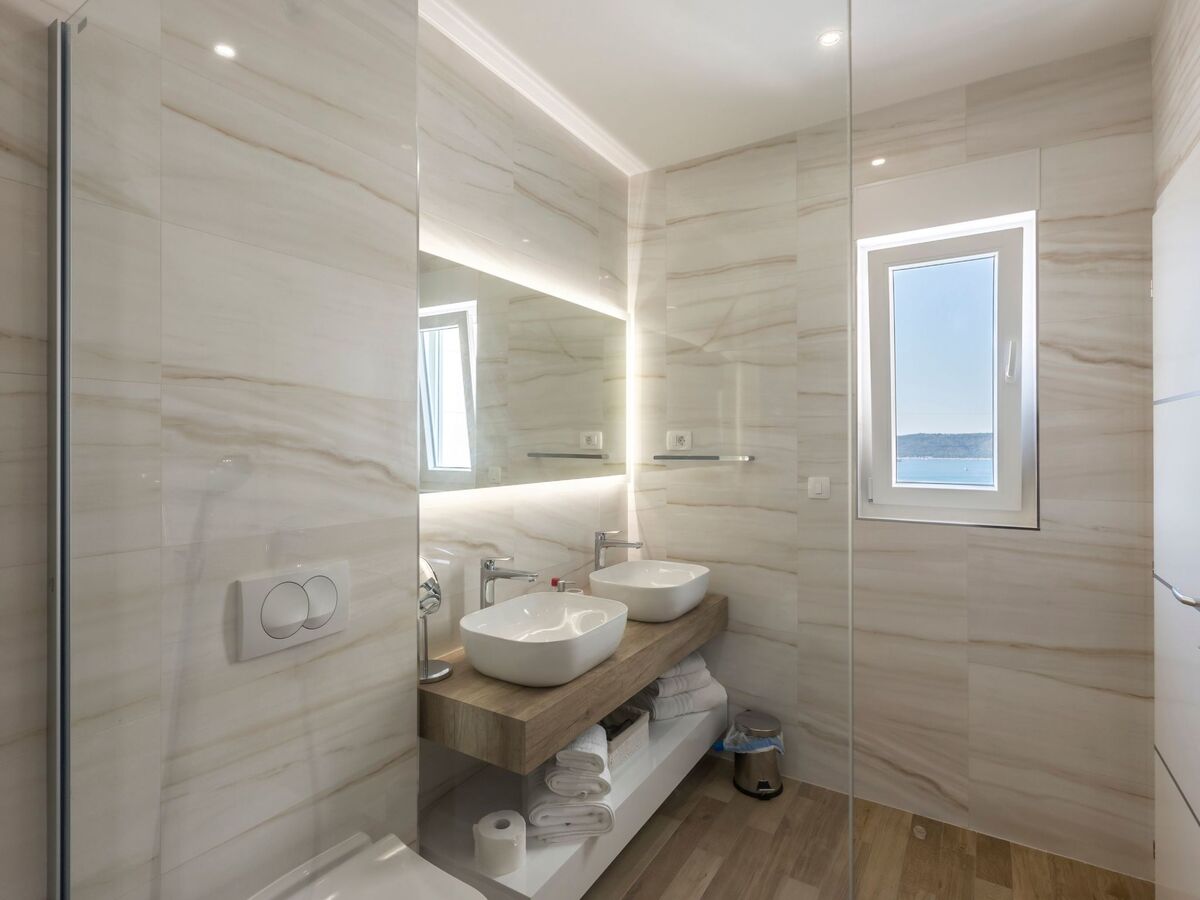 Villa Meri - Maison 1100 m² piscine chauffée Kaštel Sućurac - Photo 52