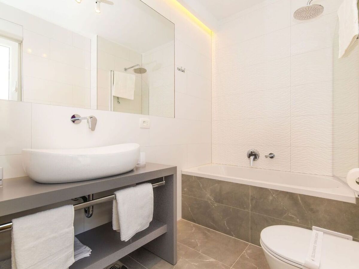 Villa Grace à Kaštel Gomilica - 4 chambres, piscine chauffée - Photo 13