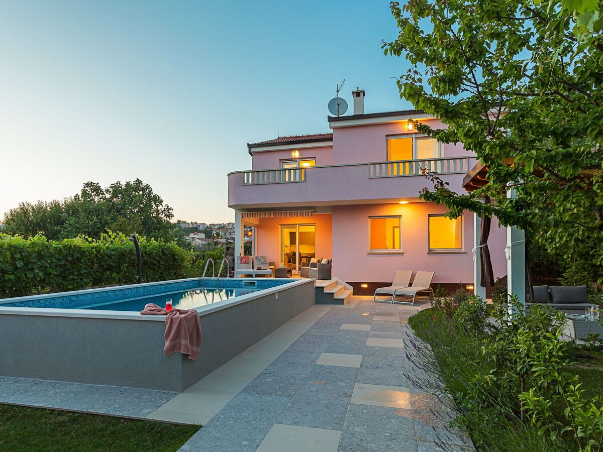 Maison Stobreč avec piscine chauffée privée, 250m de la plage - Photo 22