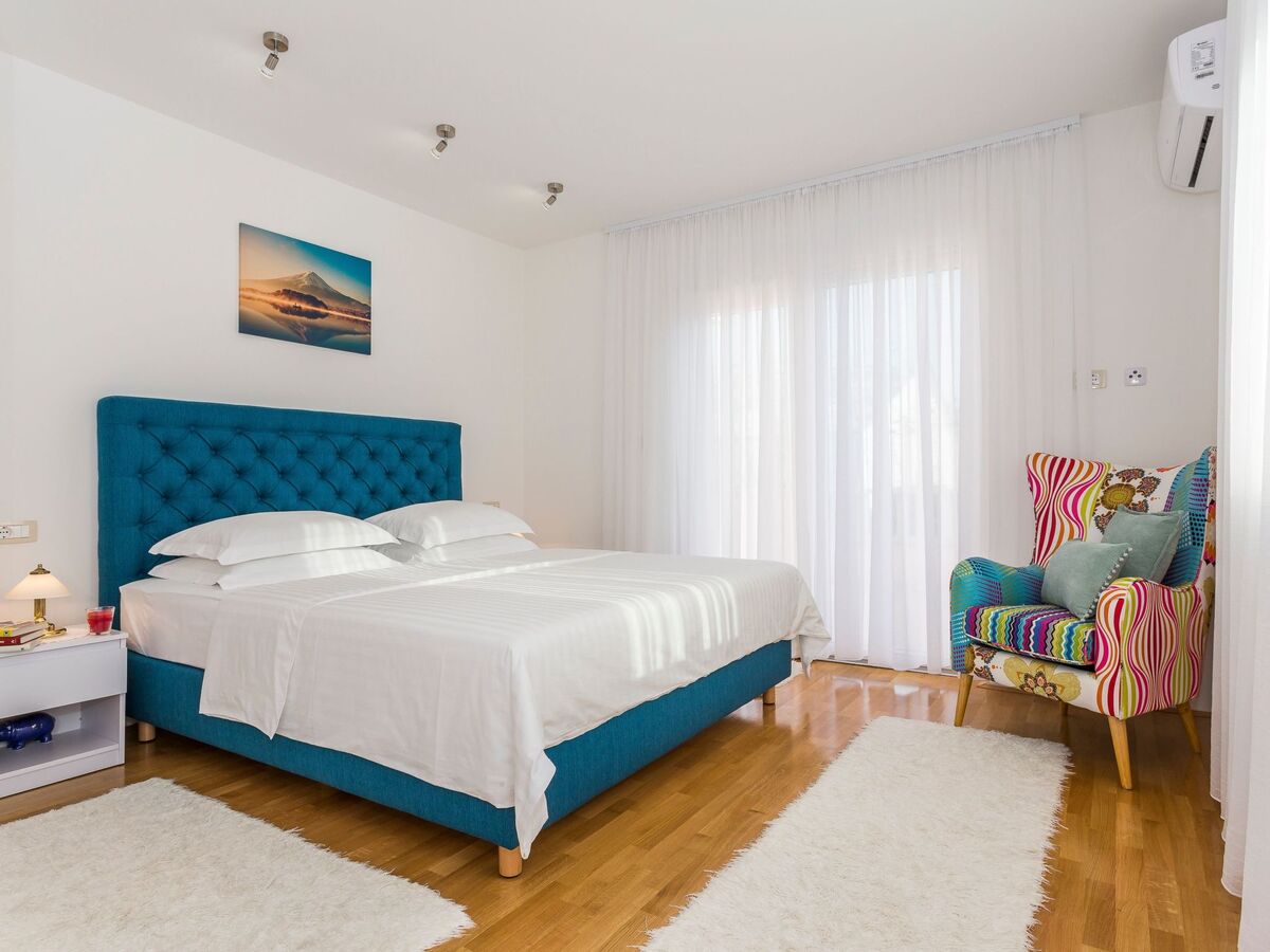 Maison Stobreč avec piscine chauffée privée, 250m de la plage - Photo 32