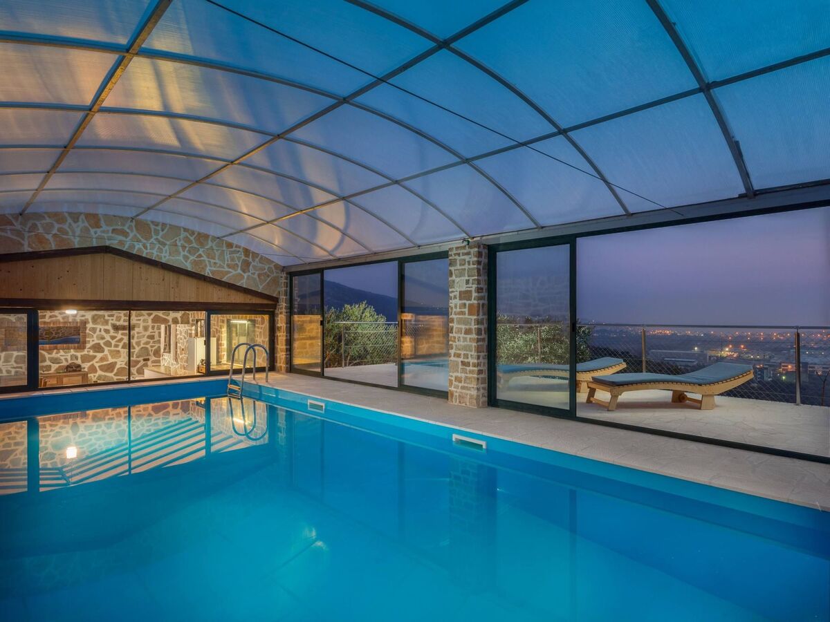 Maison avec piscine privée et vue panoramique à Split - Photo 2