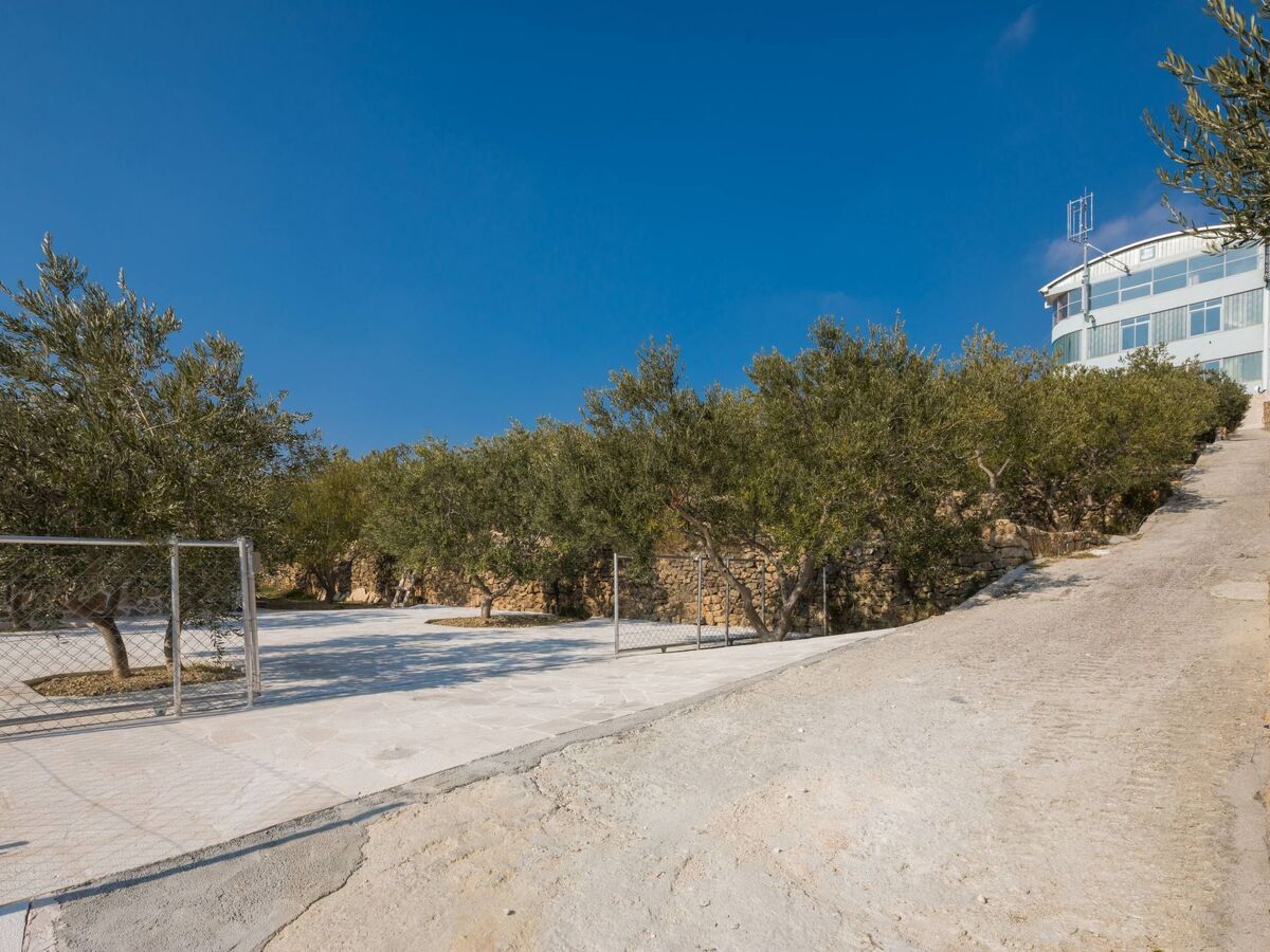 Maison avec piscine privée et vue panoramique à Split - Photo 16