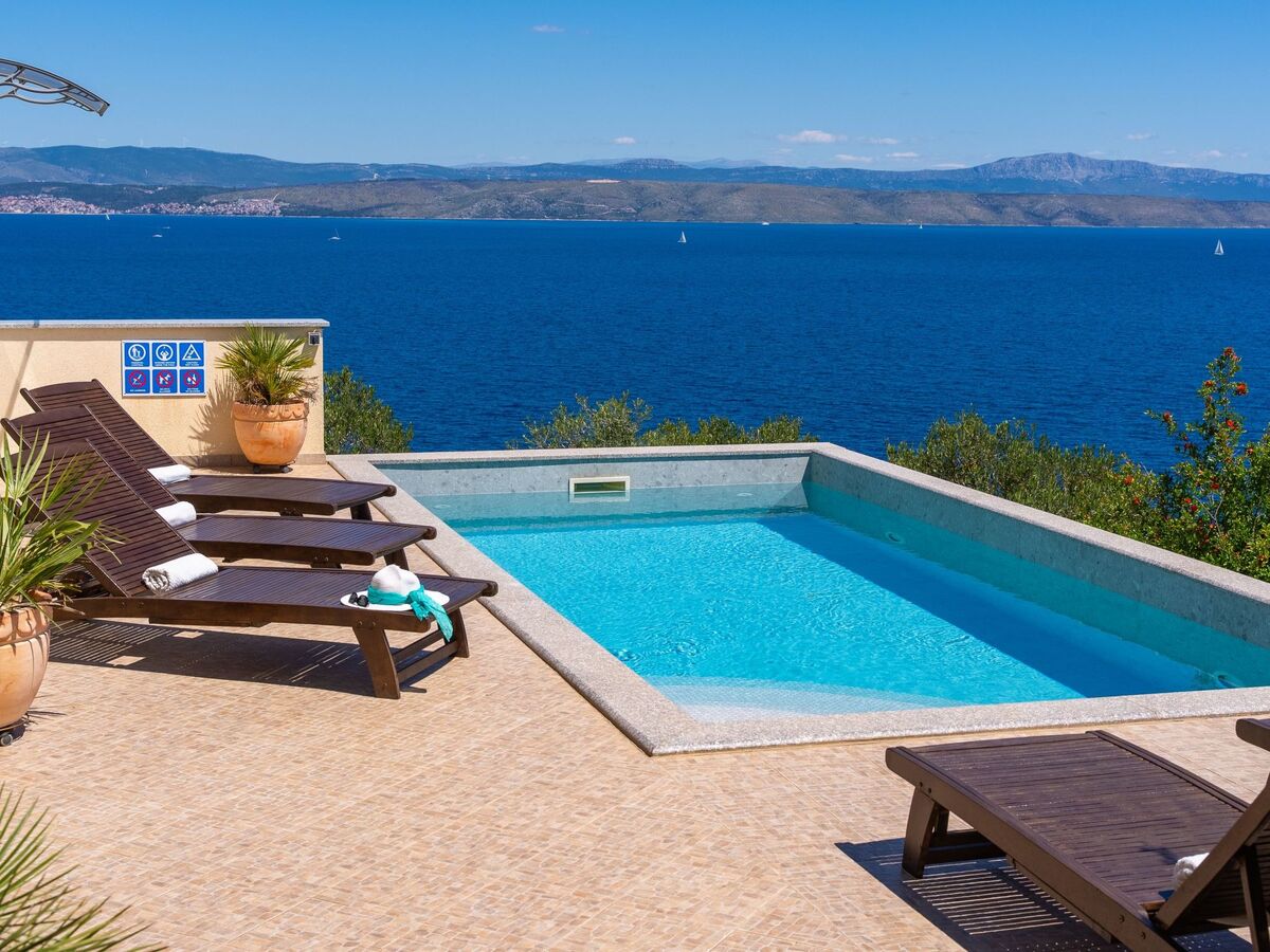 Vila Vita - Maison 6 chambres, piscine chauffée à 200m de la mer - Photo 2