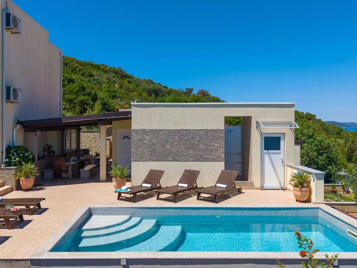 Vila Vita - Maison 6 chambres, piscine chauffée à 200m de la mer - Photo 4