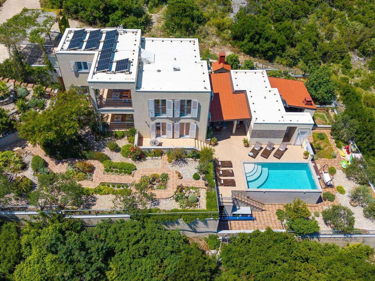 Vila Vita - Maison 6 chambres, piscine chauffée à 200m de la mer - Photo 8